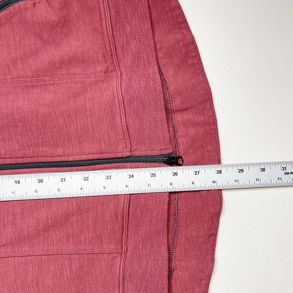 CABI French Knit Training Track Jacket Size M Wine Red Two Way Zipper Thumbholes - Picture 10 of 10